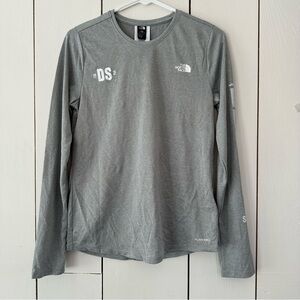 The North Face Elevation Long Sleeve Women's Shirt Small TNF Light Heather Gray